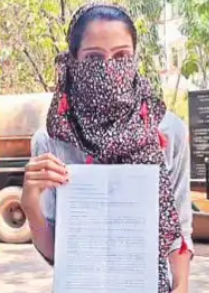 Tarunkethireddy's tweet photo. A 45-year-old BRS leader and ward member, Avula Prashanth Reddy from Bachannapet village in Jangaon district, forcibly married an 18-year-old girl after her parents failed to repay Rs. 20 lakhs borrowed from him. Instead of demanding repayment, He reportedly pressured the family to marry their daughter to him. After the forceful marriage, girl escaped from him and lodged complaints with the police and the Women’s Commission seeking justice.