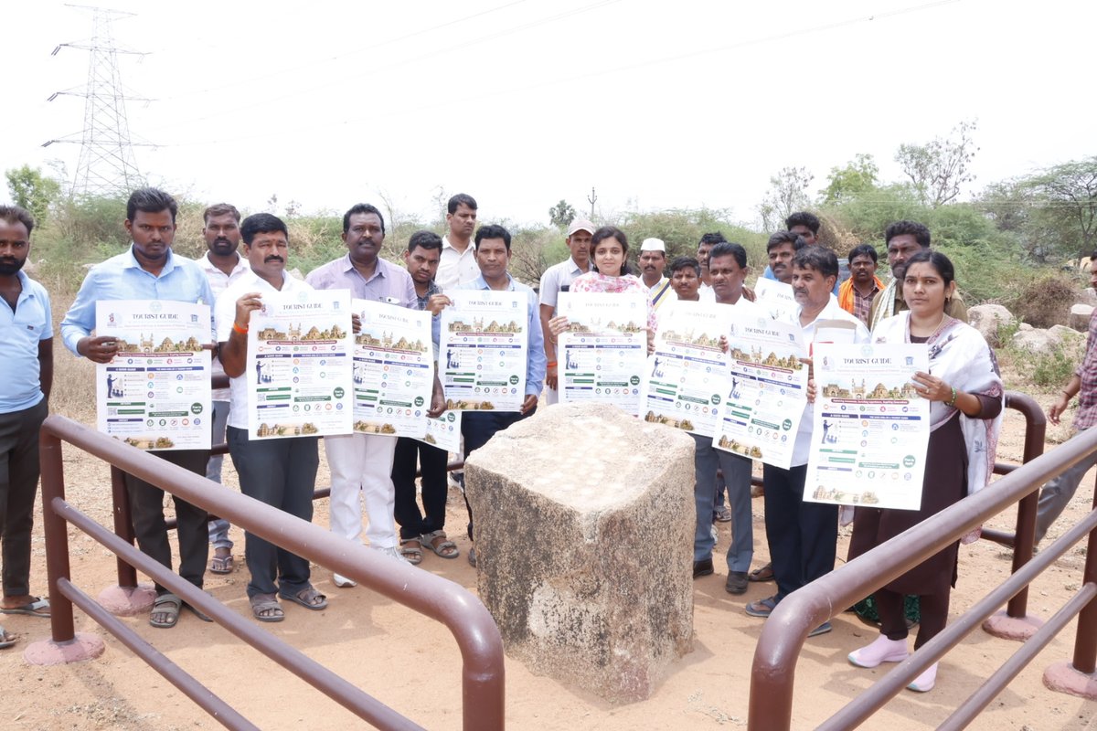 collector_nrpt's tweet photo. ముడుమాల్, కృష్ణ మండలం, నారాయణపేట జిల్లా 
🗓️ తేది:18-05-2026,
*పర్యాటక, చారిత్రక, పరిశోధన కేంద్రంగా మూడ్ మల్ నిలువు రాళ్ళు*
------నిలువురాళ్ల ప్రాంతాన్ని కాపాడుకోవాల్సిన బాధ్యత మన అందరిది.

------ జిల్లా కలెక్టర్ సీ హెచ్ ప్రియాంక.
👉 ముడుమల్ నిలువు రాళ్లకు యునెస్కో గుర్తింపు కోసం ప్రపంచ వారసత్వ తాత్కాలిక జాబితాలో చోటు దక్కడం తెలంగాణకు గర్వకారణమని నారాయణపేట జిల్లా కలెక్టర్ సీ హెచ్ ప్రియాంక అన్నారు. సోమవారం నారాయణపేట జిల్లా కృష్ణా మండలం ముడుమల్ నిలువు రాళ్ల (మెన్హిర్స్) ను ఆమె సందర్శించారు. 
👉నిలువు రాళ్లు, సప్తర్షి మండలంతో ఖగోళ పరిజ్ఞానాన్ని, కాలాలను, వాతావరణ మార్పులను ఆనాడే తెలుసుకునేవారని, కాలాలను గుర్తించడానికి ఆది మానవులు నిలువురాళ్లను ఓ క్రమంలో ఏర్పాటు చేసినట్లు ఆర్కియాలజీ శాఖకు చెందిన అధికారులు కలెక్టర్ కు వివరించారు. ఎలాంటి సాంకేతికత లేని 4 వేల సంవత్సరాల క్రితమే రాళ్ల ద్వారా తెలుసుకోవడం అనేది ఆబ్బురపరిచేలా, అద్భుతంగా ఉందని ఈ సందర్భంగా కలెక్టర్ పేర్కొన్నారు. 
👉ప్రజా పాలన ప్రగతి ప్రణాళిక 99 రోజుల కార్యాచరణ లో భాగంగా ఈ నెల 18 నుంచి 23 వరకు యువజన క్రీడా/పర్యాటక వారోత్సవాలను జిల్లాలో ఘనంగా నిర్వహించాలని ఆమె సూచించారు. రాష్ట్ర పర్యాటక శాఖ కు సంబంధించిన వారోత్సవాల టూరిస్ట్ గైడ్ పోస్టర్ తో పాటు మూడ్ మల్ నిలువు రాళ్ళ విశిష్టత ను తెలిపే ప్రచార పత్రాలను కలెక్టర్ ఆవిష్కరించారు. ఈ కార్యక్రమంలో డీపీ ఆర్ వో రషీద్, జిల్లా యువజన క్రీడల శాఖ అధికారి వెంకటేశ్ శెట్టి, మూడ్ మల్ సర్పంచి, పురావస్తు శాఖ అధికారులు గ్రామస్తులు తదితరులు పాల్గొన్నారు.
@TelanganaCMO ceo
@TelanganaCS 
@IPRTelangana 
@CPRO_TGCM