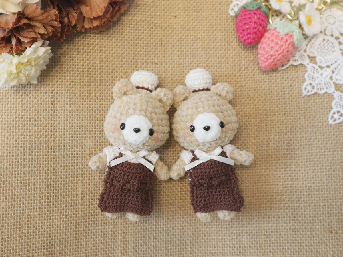 新作あみぐるみ出来ました𓂃◌𓈒𓐍 チョコ職人のくまちゃん