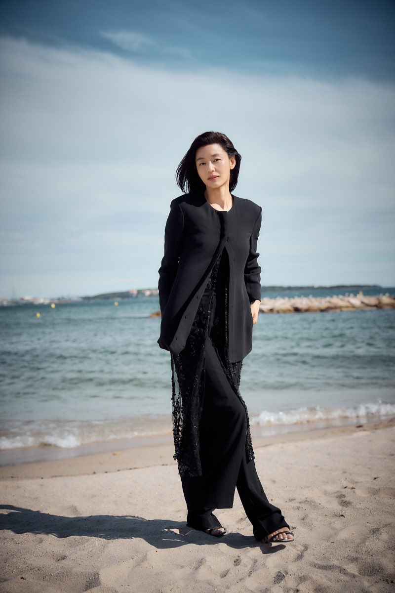Jun Ji Hyun 전지현 tweet media