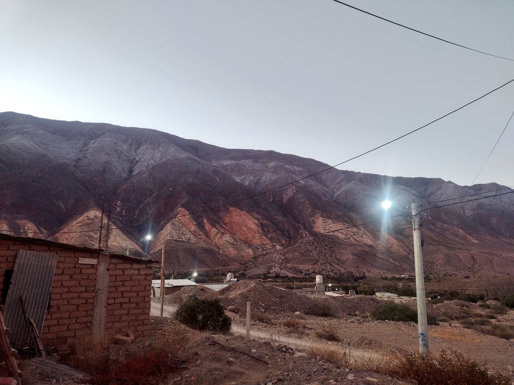 odevecAimE's tweet photo. En un mundo así , donde está tu lugar... Quién puede el agua pudrir??🎶🧉 https://t.co/ugxH5pvSo2