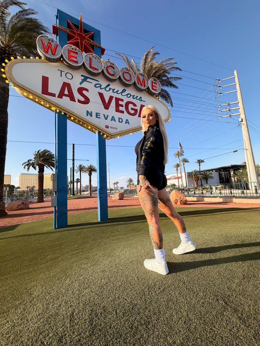 Coco Chanell tweet media