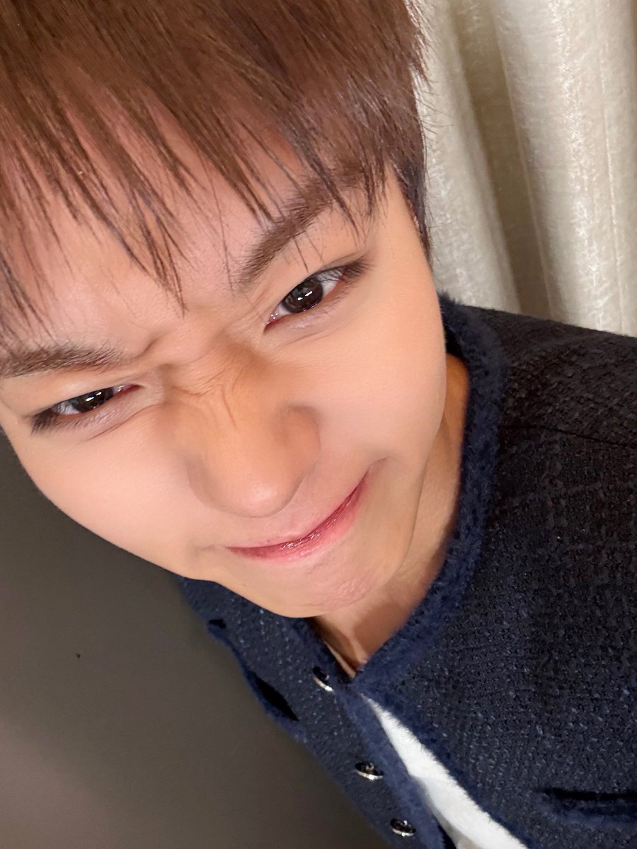 윙우잉 tweet media