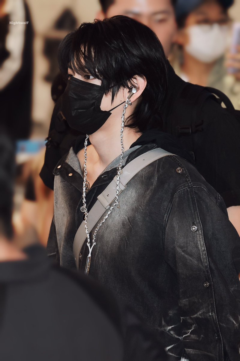 Nightwolf_Nick's tweet photo. 260518

🛬 ICN

#NICHOLAS #니콜라스 #이학래 #SMTR25 #replyhighschool #SMTR25_FM_TOUR_GraduationTrip https://t.co/pQogz76P9i