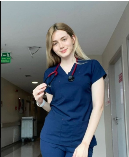 ref343e73661's tweet photo. swedishkiller swedishkiller waifu mia kenalialuv hazey haley https://t.co/hR33VnSBIF
