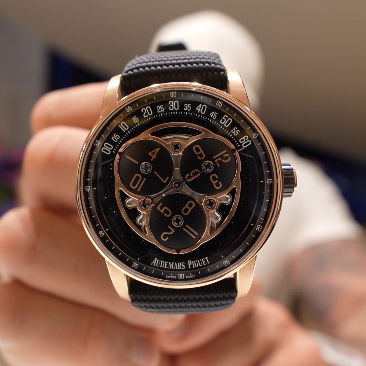 Youtube Replay tweet media