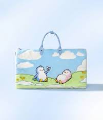 bdazle21's tweet photo. Just picked up a Pudgy Penguins duffle bag. This will be like holding an original Hermes bag. All in good time, trust in the penguin! 🐧 https://t.co/8kcP23fPUI
