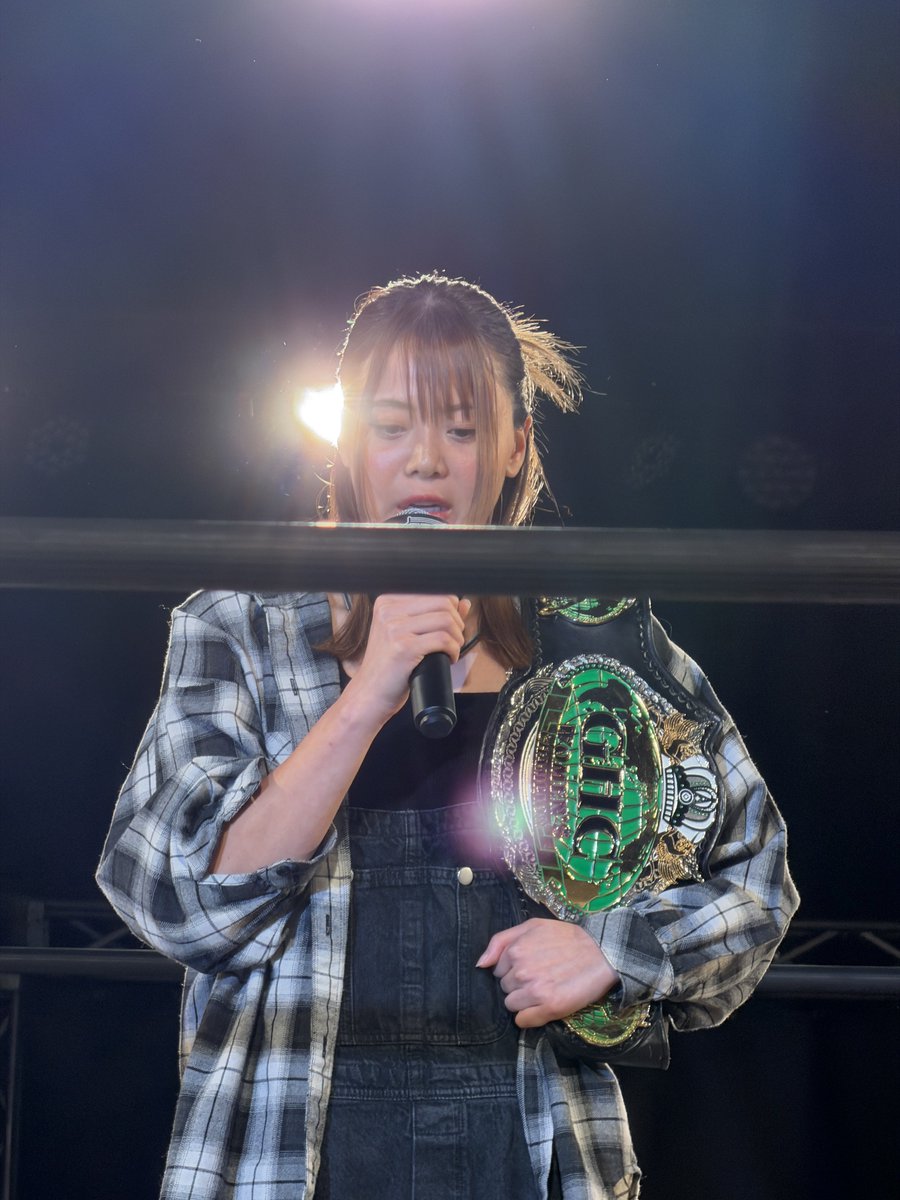 ninippb's tweet photo. 岩谷麻優
GHCベルト返上💦

#noah_ghc
#MONDAYMAGIC
#岩谷麻優 https://t.co/poQHKvcXTv