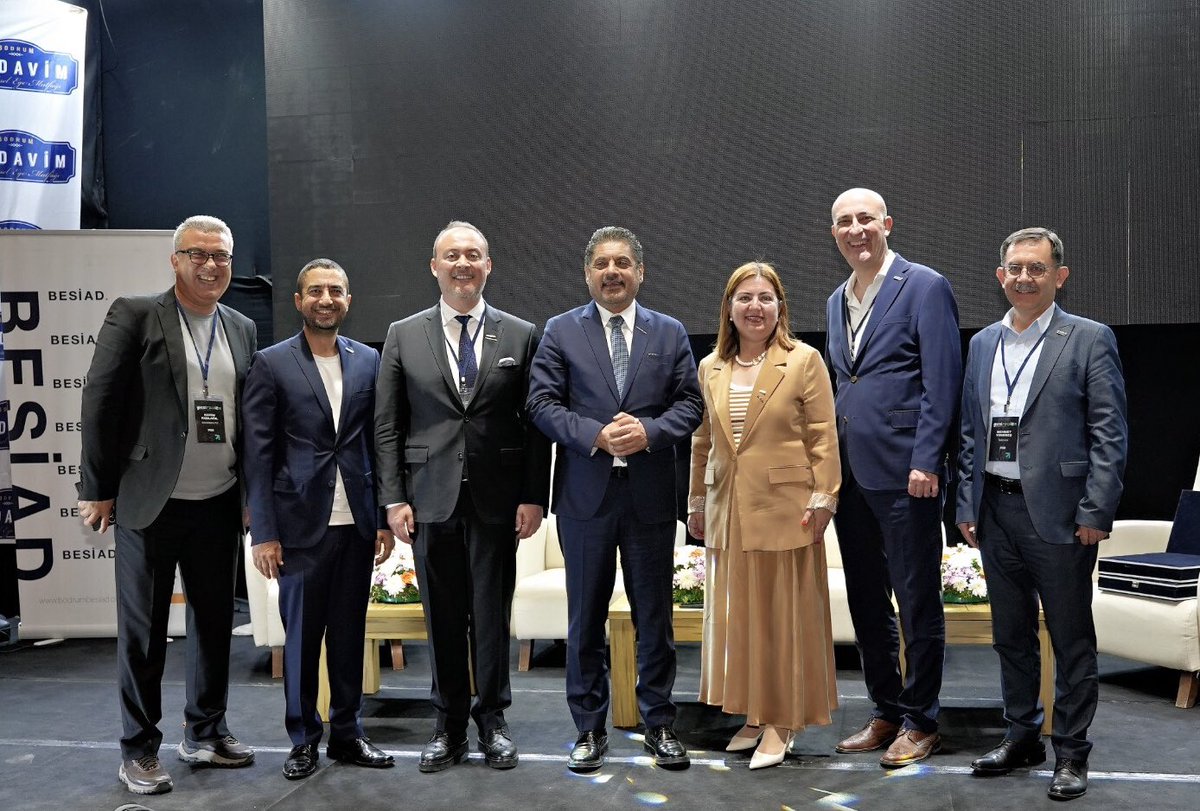 efesiad's tweet photo. Cem Yıldırım başkanlığında EFESİAD üyeleri GESİFED tarafından organize edilen, BESİAD ev sahipliğin gerçekleştirilen,iş dünyası profesyonellerini bir araya getiren,yeni iş birliklerine zemin hazırlayan,verimli ikili görüşmelere olanak sağlayan GESİFED-İŞ etkinliğine katıldı. https://t.co/6jZA8fQ3TE
