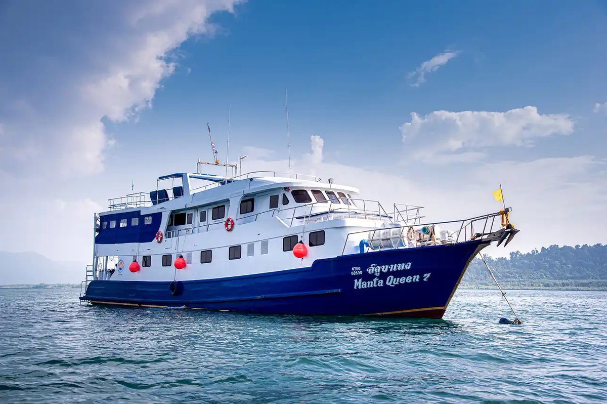 LiveaboardCom's tweet photo. 🇹🇭 Save 20% on Oct–Dec departures aboard Manta Queen 7! Dive Richelieu Rock, Koh Tachai &amp; the Similans with whale sharks &amp; manta rays 🌊🐋
 https://t.co/H5PEKr22kd
#thailanddiving #liveaboard #scubadiving https://t.co/PanlBhunkA