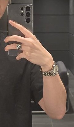 taehyun's accountant tweet media