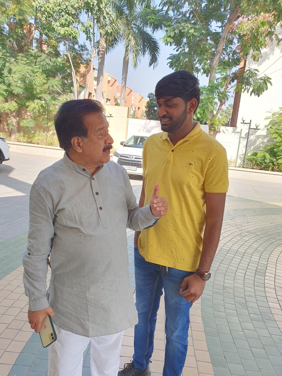 deep_bhanderi's tweet photo. Many many Congratulations Sir..💐💐🥳🥳 @chennithala https://t.co/pLdUKGdobq
