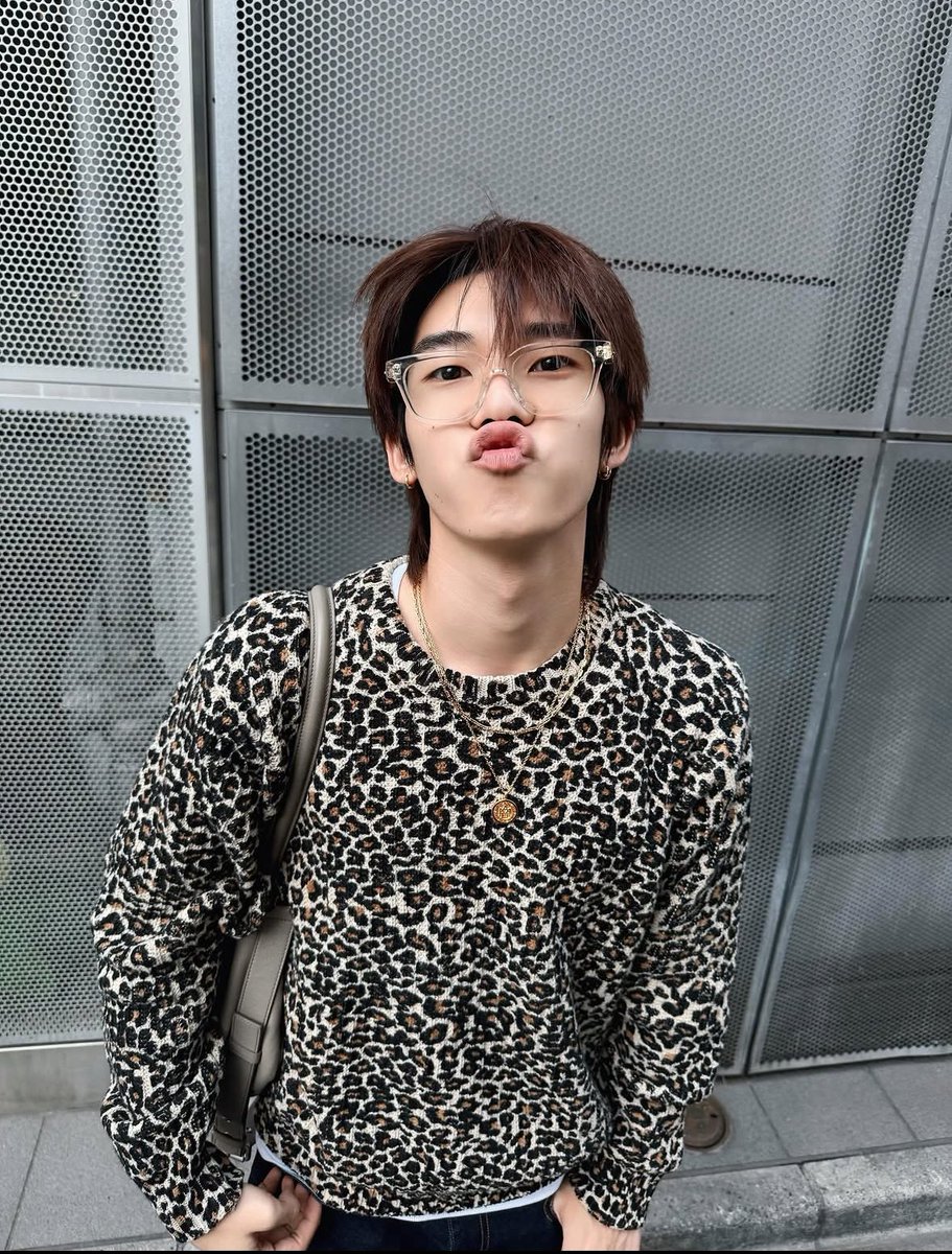 𑣲 chapor “ด้วงกับเธอ” 🍑🎧ྀི tweet media