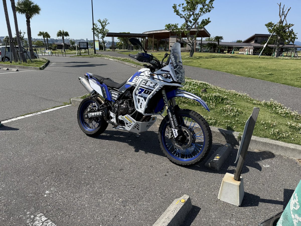 100Hitoshi's tweet photo. 久しぶりにグローブを新調しました❣️ 
プロテクターにD30を使ってるタイプにしました^ ^ https://t.co/NZ4in2p173