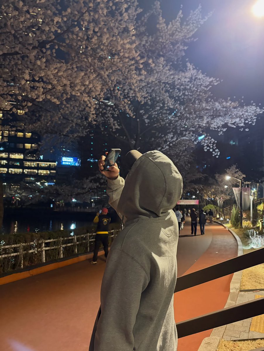 두와 tweet media