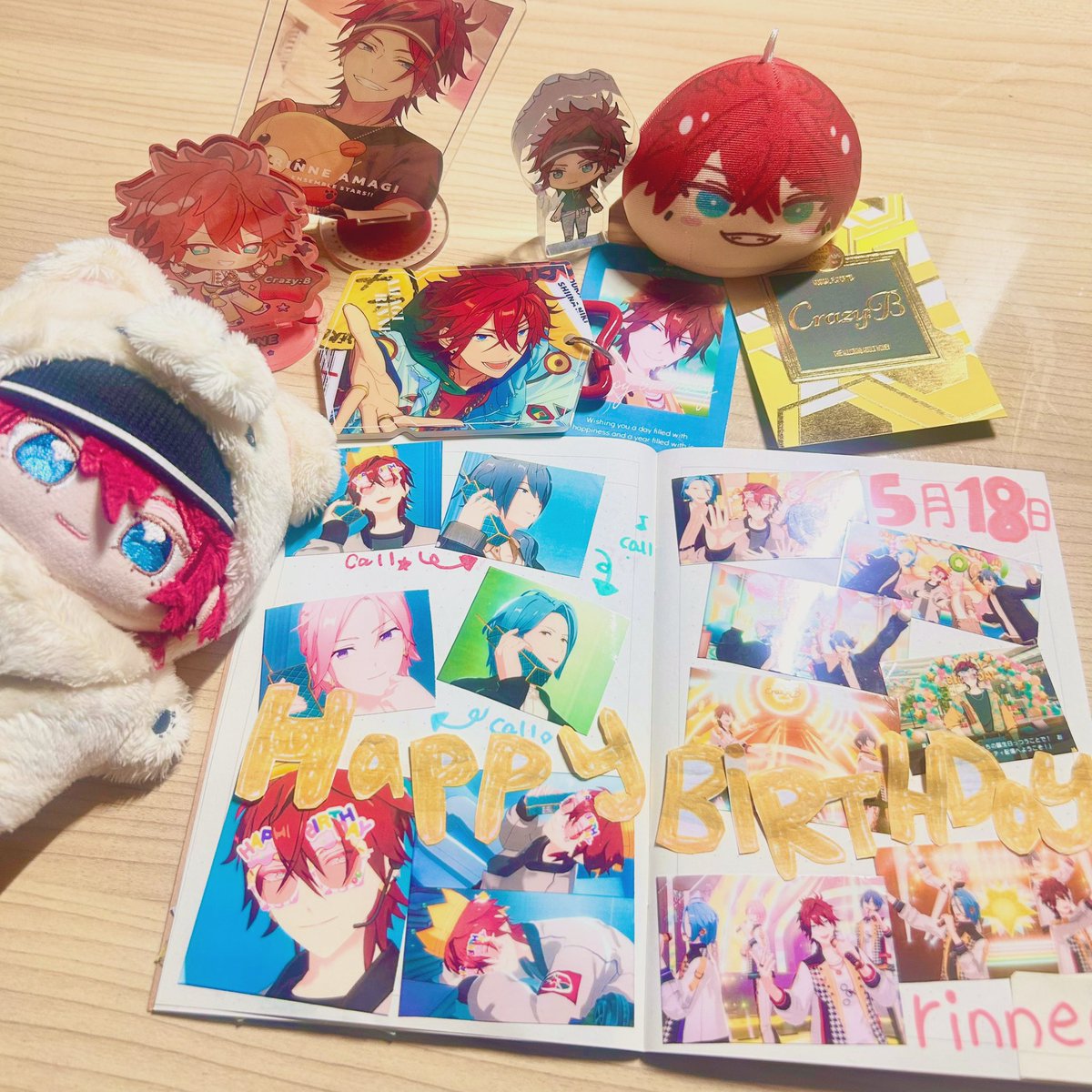 rinnesaki05's tweet photo. ミニフォトプリンターを最近買ったので、今年はアルバム本作って祝った🎉
センスないけど私的には満足🥳 https://t.co/Xz1HmseoAf