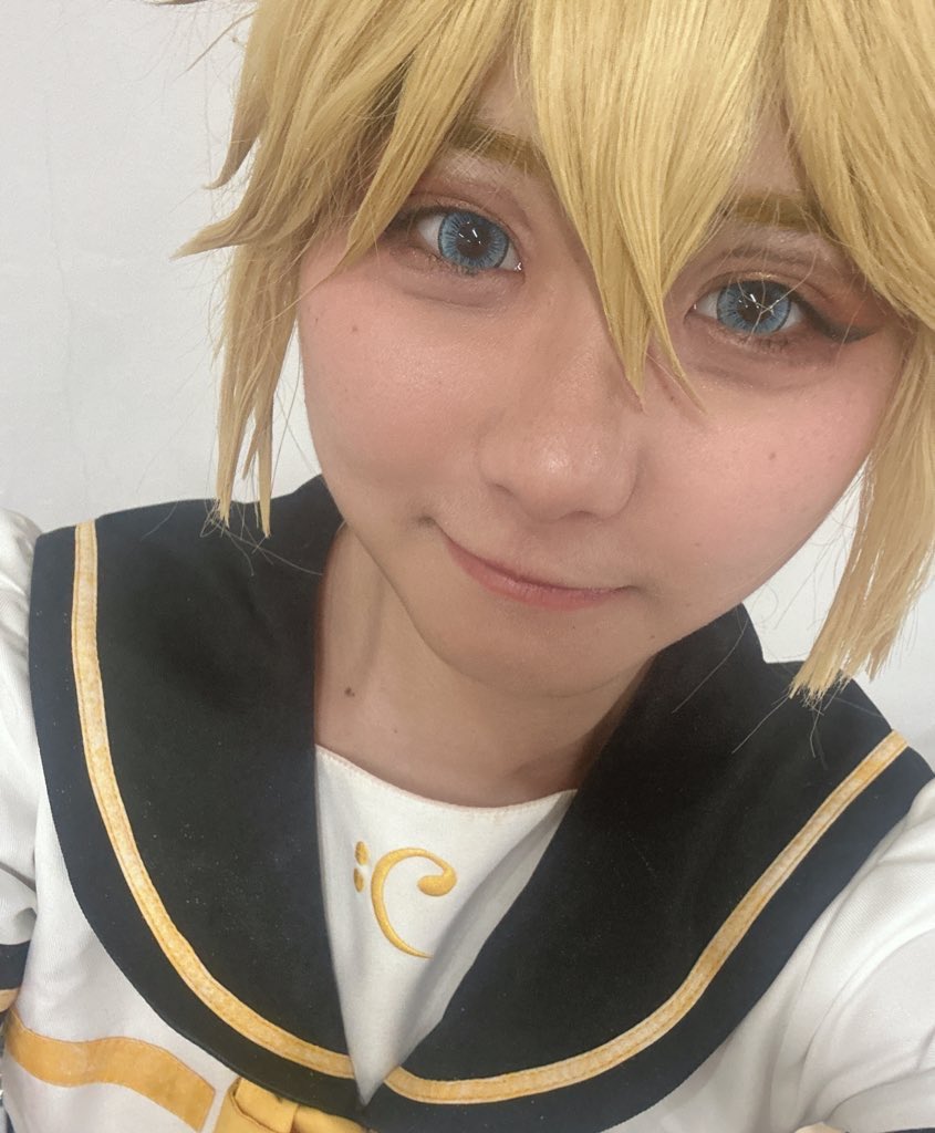 もひ。 tweet media