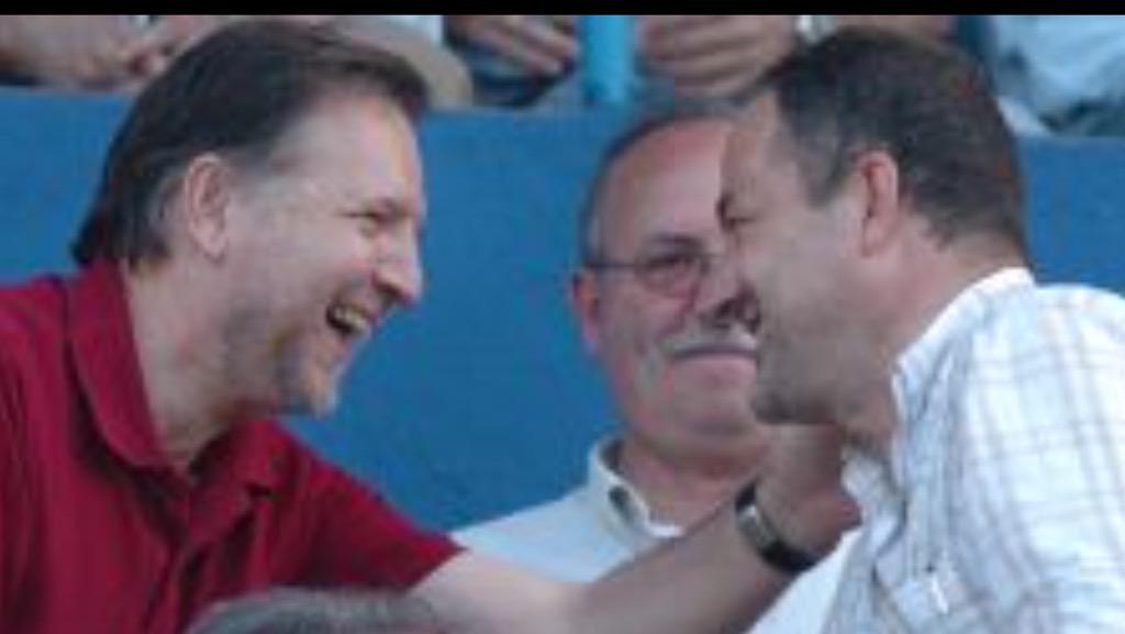 monti1023's tweet photo. Efectivamente, esta ruina empezó en los despachos. 20 años queriendo vivir del Real Zaragoza y no por él. 20 años poniendo el club en manos que ni lo quieren ni lo respetan. Han destruido nuestro patrimonio y nuestra pasión para llenar sus estómagos. 
POLÍTICOS CULPABLES. https://t.co/xJfUaWACiJ