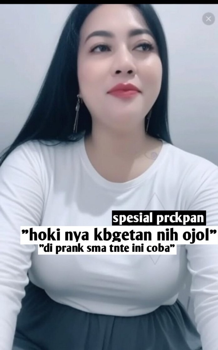 A tweet media
