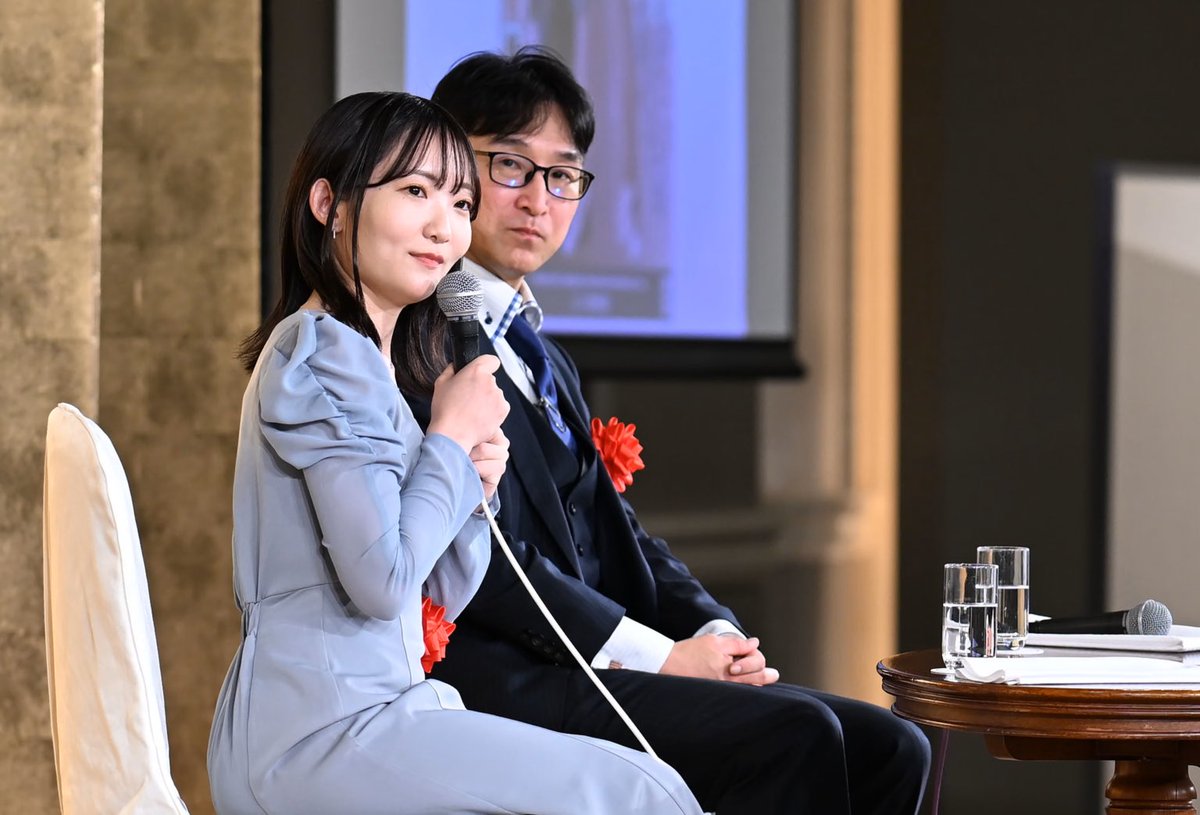 gobasute's tweet photo. 5月11日に執り行われた棋聖戦就位式典の中で映画『ハルカナ』のティザーPV上映後、夏川愛実・石田監督の二人交えたトークショーが開催されました🎤
囲碁と映画それぞれの魅力や、本作への思いを語り合い、会場は大いに盛り上がりました🎉

#ハルカナ
#ハルカナ〜碁盤は知っているので捨てないで下さい https://t.co/7otHHaT5pn