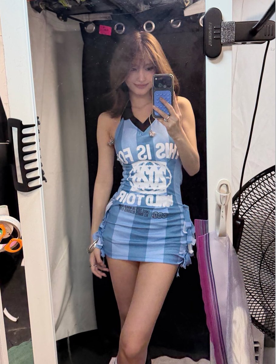 momopopbase's tweet photo. SO PRETTY 💙 https://t.co/snTXTKHnqK
