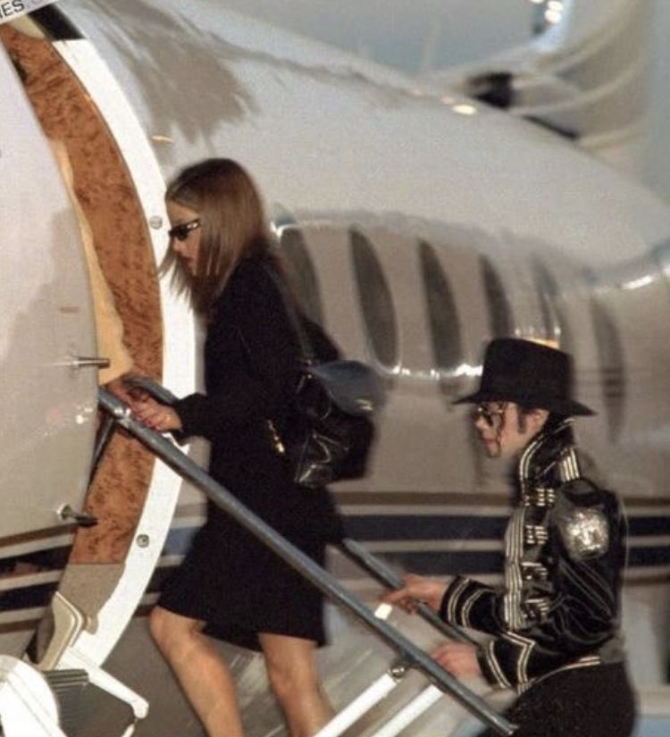 apleheadpresley's tweet photo. despite being raised by joseph, bro actually knew how to be a gentleman. iykyk https://t.co/9PeP8v9b4h