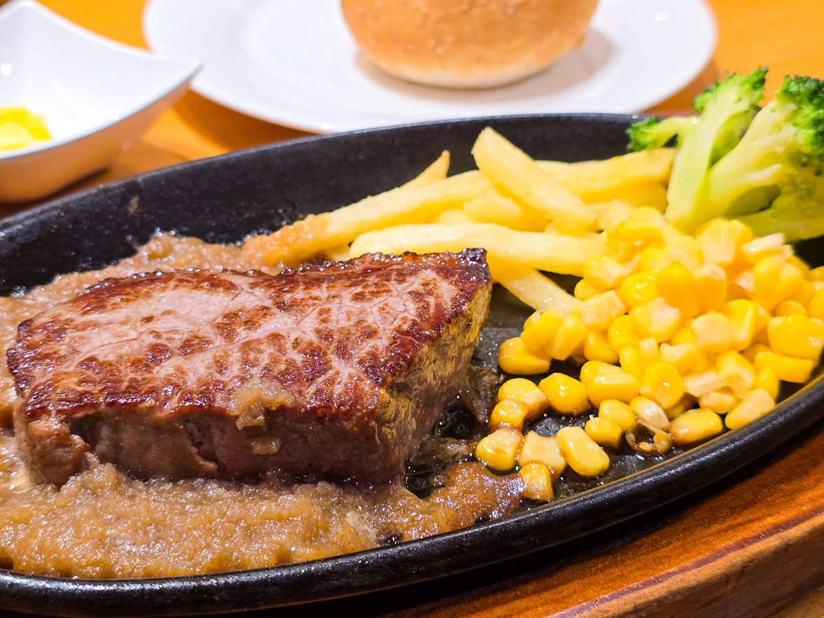 めだまやき定食@ｺﾐﾃｨｱ156【け23b】 tweet media