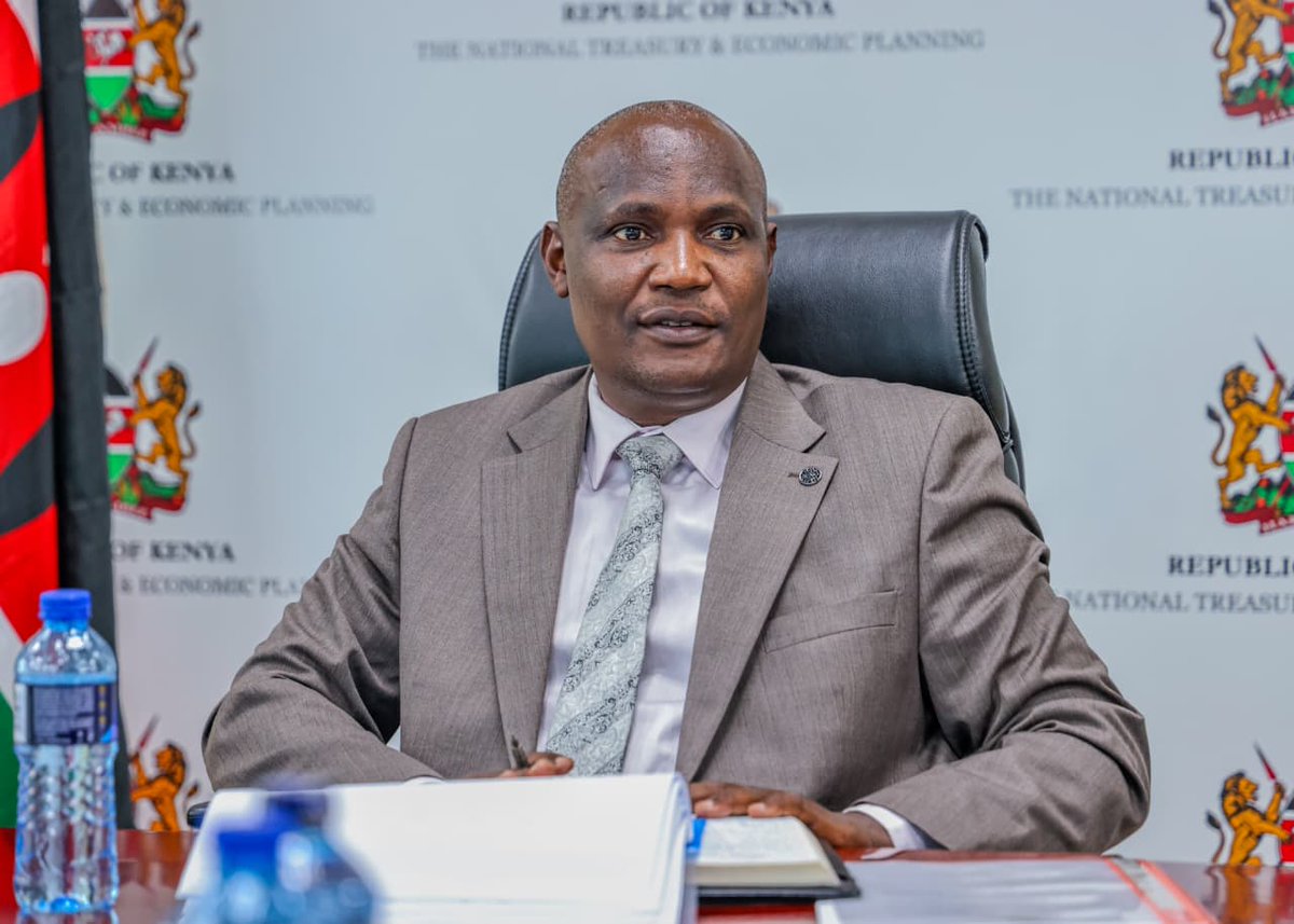 KeTreasury's tweet photo. CS Hon. FCPA John Mbadi @JohnMbadiN today met with the Board of Management of the Kenya National Employment and Savings Trust (KNEST), where Board Chair Mr. Moezz Mahmood Mir and CEO Ms. Rose Musonye Kwena presented an overview of institutional readiness ahead of the upcoming launch. 
@KnestPlc is a national pension initiative designed to expand retirement savings coverage for all Kenyans, particularly informal sector workers. It will enhance benefit portability and strengthen long term financial security through accessible, inclusive savings mechanisms.