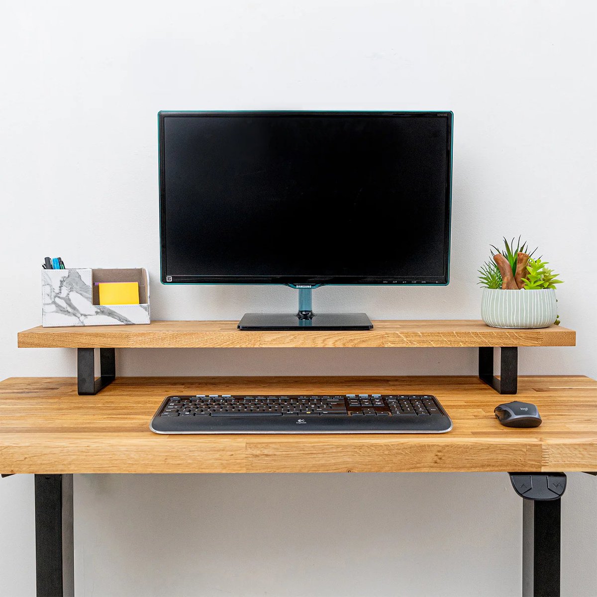 ChefDrStrange1's tweet photo. Monitor raisers now avaialble. 
And electronically adjustable height tables  also available 

Whatsapp 653080403 https://t.co/XOiOFply7M