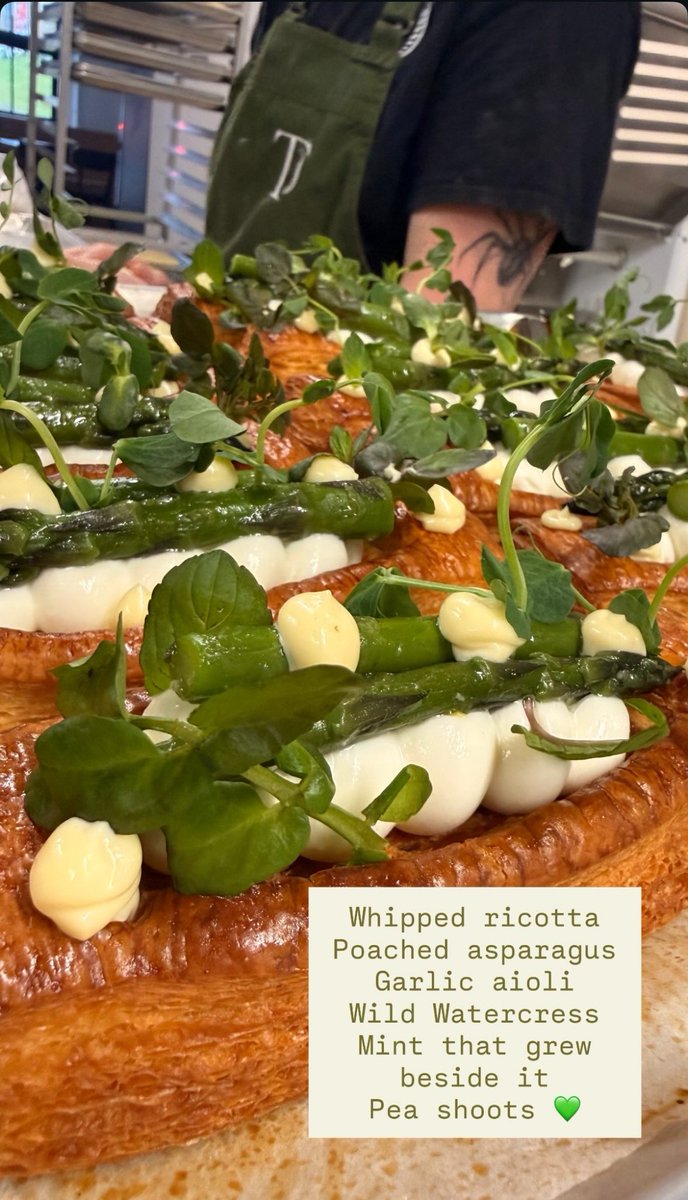 BYott01's tweet photo. Happy SuperFood FunFactMonday!  DYK that Asparagus is a versatile vegetable and that it can even be used in baking?  Check out these bad boy Asparagus Danishes that my local artisan bakery @Terroir in Cambridge ON made up to celebrate the local season.  So good I had to try two! https://t.co/vXKWKUOgyl