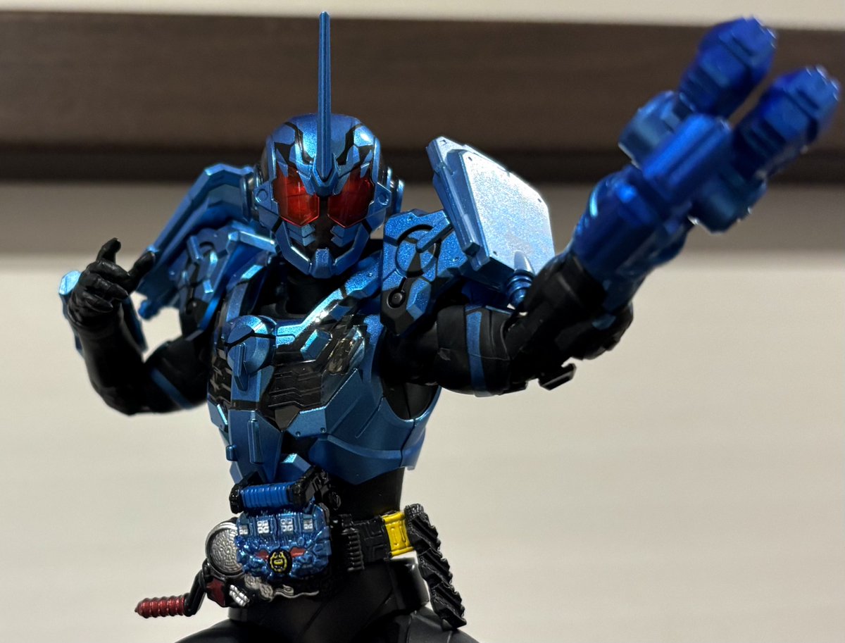 グリスブリザード SUPER BEST DXグリスブリザードナックル | 商品情報 | BANDAI TOYS