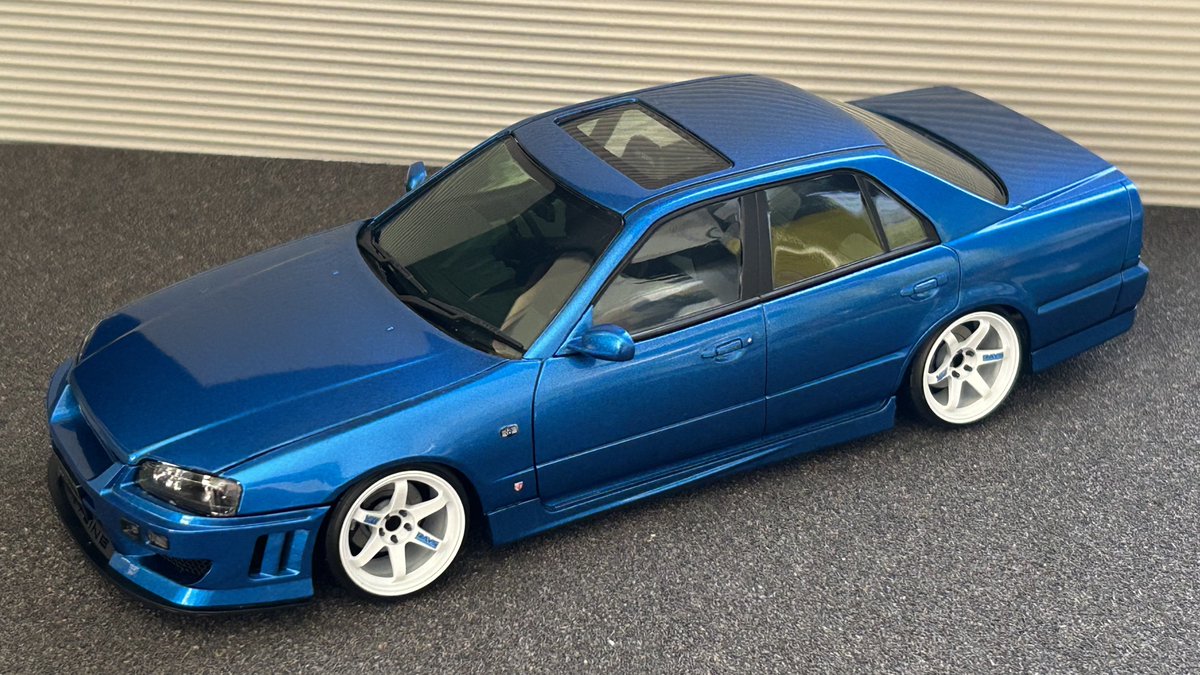 F2 Design #アオシマ 1/24 ER34 スカイライン完成 アルティアバンパーはよしかずさん(f2_design )の製品を使用 ZETAⅣ、引っ張り ...