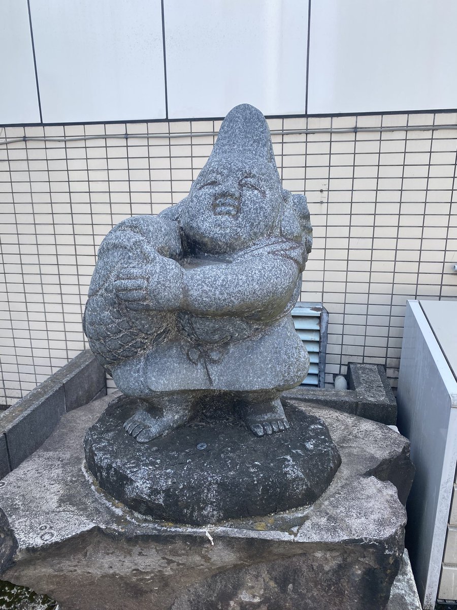 八王子で謎の銅像を発見した