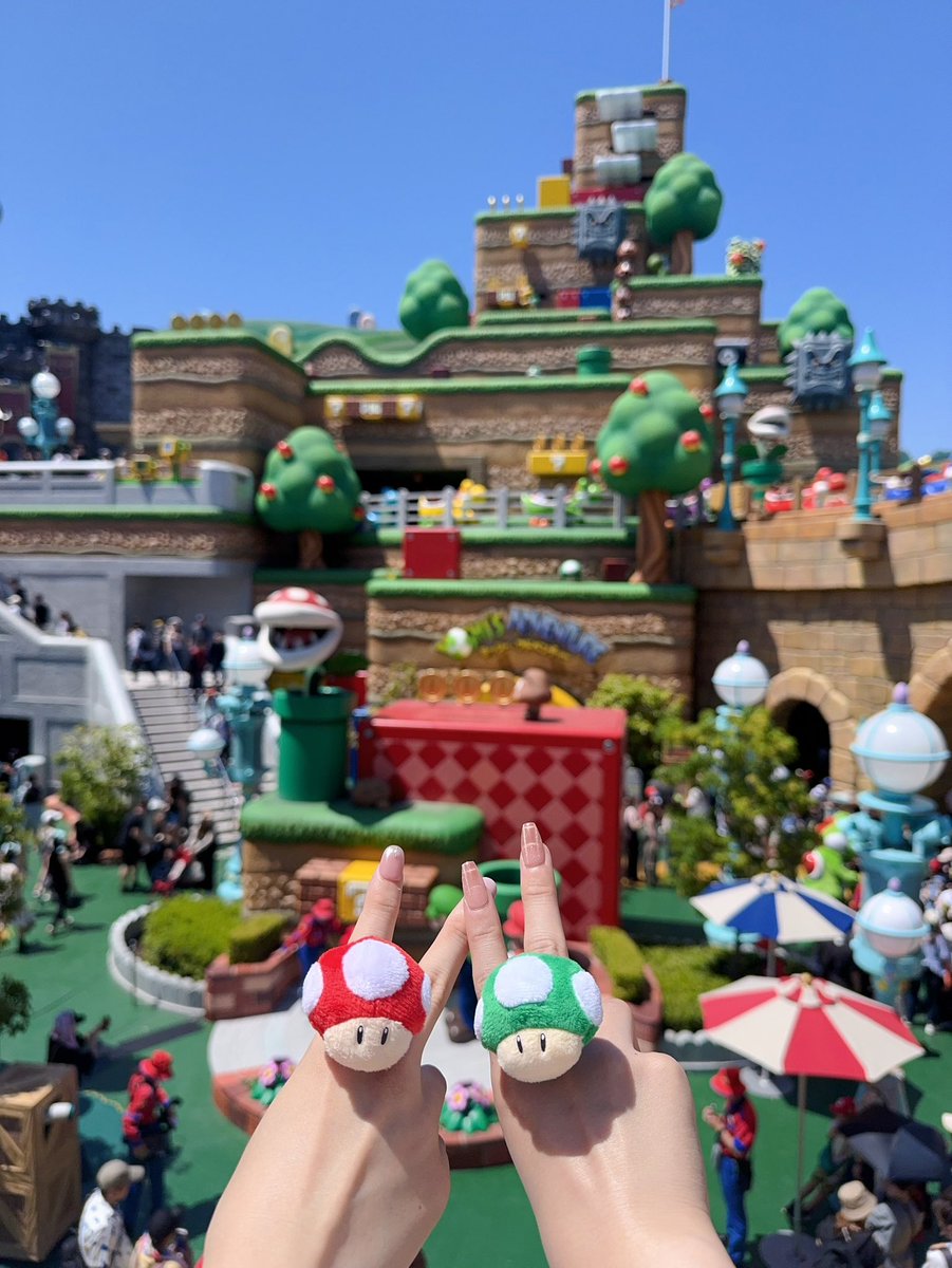 rate__017's tweet photo. 5.17
ユニバ行ってきた!!🌎🤍
ドンキーコング初めて乗ったけど勢いすごすぎてめっちゃ怖かった😇
登り途中、不具合でコースター止まってしまってお詫びにってもう1回並ばずに乗らせてもらえることになったけど怖すぎて断ったw https://t.co/mbtdYn7nvF