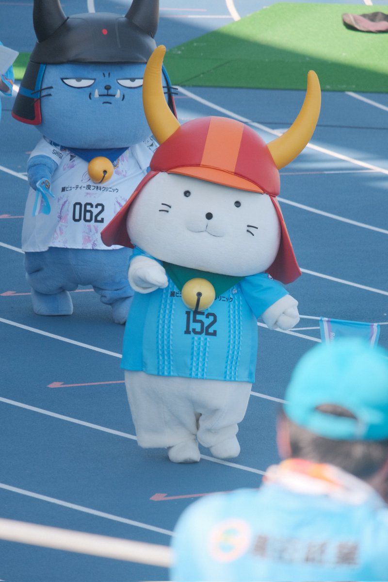 勝利を熱望するゴール裏サポーター達へ最上級のゴイゴイスーを授ける湖