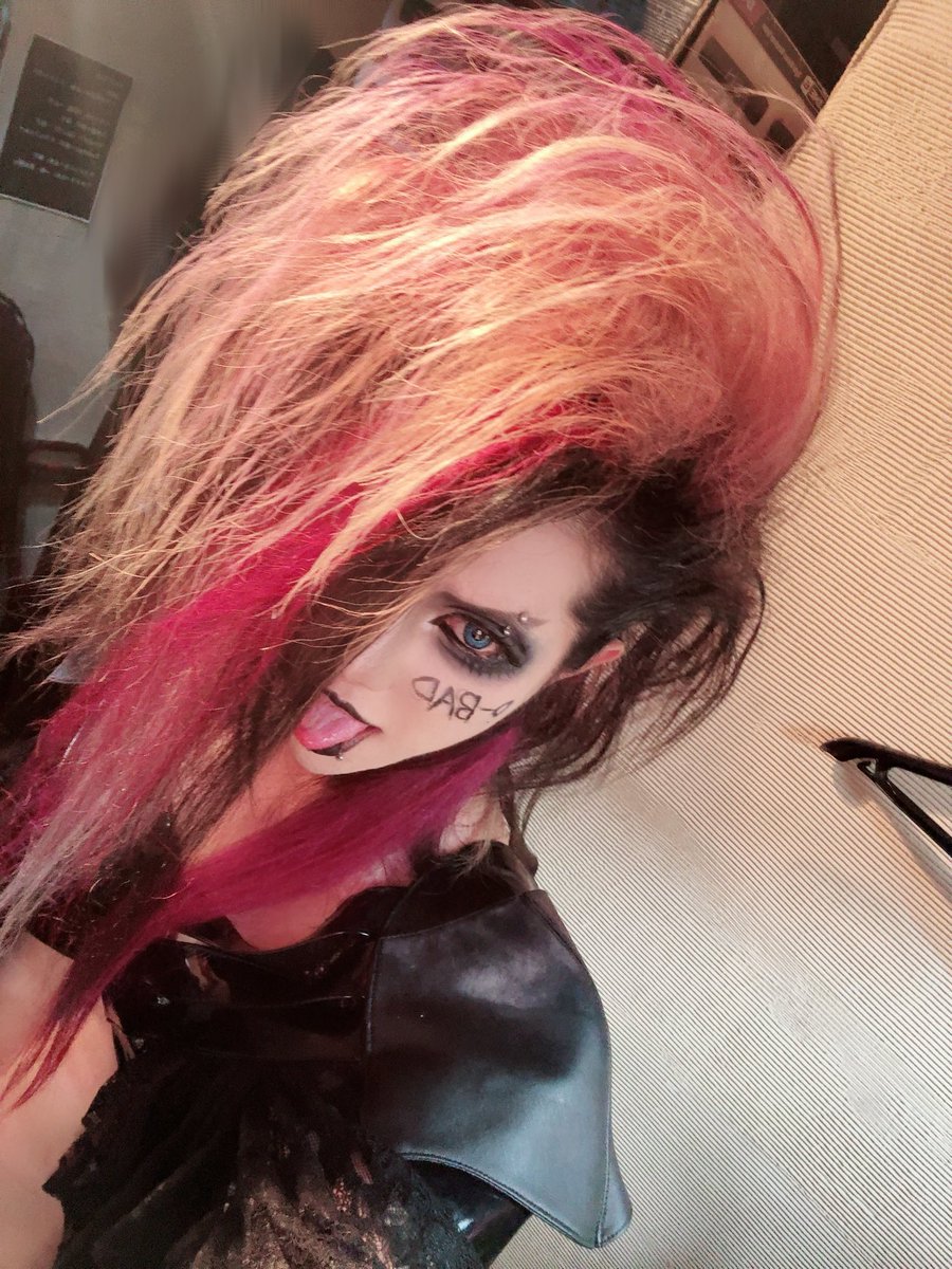 綾葉 - DazzlingBAD - (@xxxBAD_AYAHA_) / Posts / X