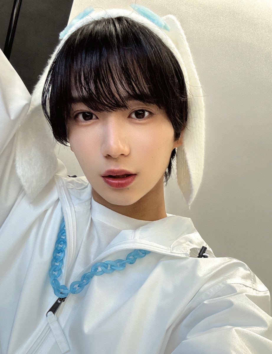 金子 蒼央 (@etoneige_ao) / Posts / X