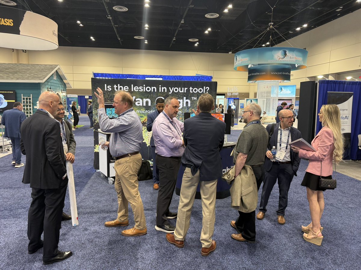 celltivity's tweet photo. @atscommunity #ATS2026 is off to a great start. Make sure by Booth 2511 to learn how the Van Gogh™ Microscopy System with Dynamic Cell Imaging™ (DCI) is elevating real-time biopsy imaging &amp; supporting procedural accuracy.
#CellTivityScientific #VanGogh #ThoracicSurgery #MedTech https://t.co/7gvgUj5mP1