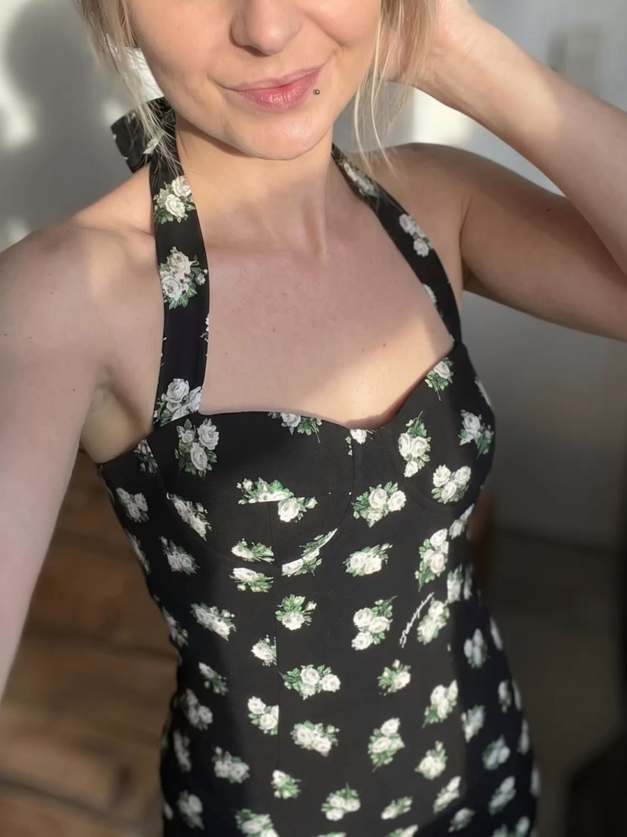 Lana tweet media