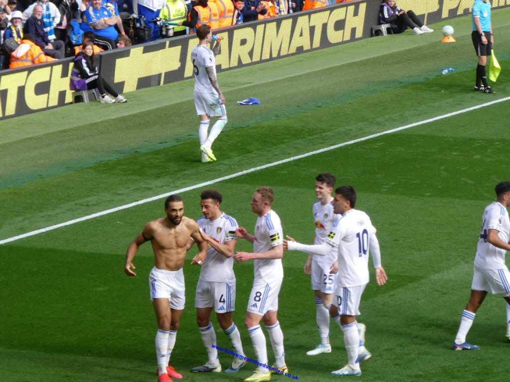 Follow Me And LUFC tweet media
