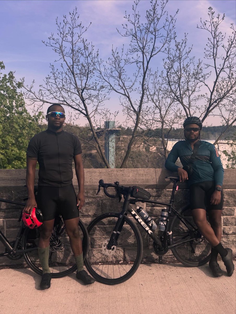 CaptBanx's tweet photo. Toronto to Niagara Falls, Done and Dusted! 

On Victoria weekend I and @Ken_Chuk, picked our bikes to survive our longest rides yet, and to be honest it was insane.

First Nigerian Duo to ride from Toronto to Niagara Falls. https://t.co/HPXPpQ56eh