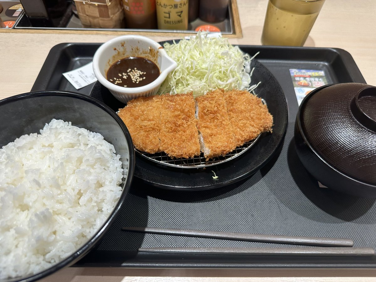 いろこあ tweet media