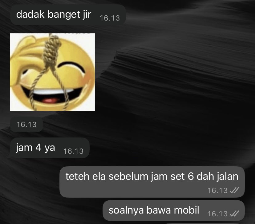 celaarv's tweet photo. jam 4 jam 4, dia ngechat aja udah jam 4 lewatt. Lucuu dah ade aku wkwkw https://t.co/NAttt4gPbH