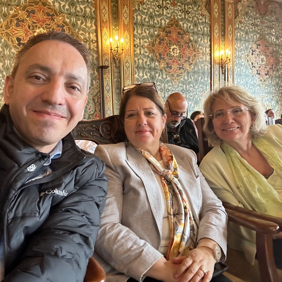engelsizkariyer's tweet photo. Yapay Zekâ Çağında Engelli Bireylerin İstihdamı konferansında kamu, özel sektör ve akademi bir araya geldi. Dijitalleşme, yapay zekâ temelli istihdam, kapsayıcı işe alım ve iyi örnekleri  ele aldık. @engelsizkariyer  'in yenilikçi çözümlerini ve 21 yıllık deneyimimizi paylaştık. https://t.co/CDJQBB8f5f