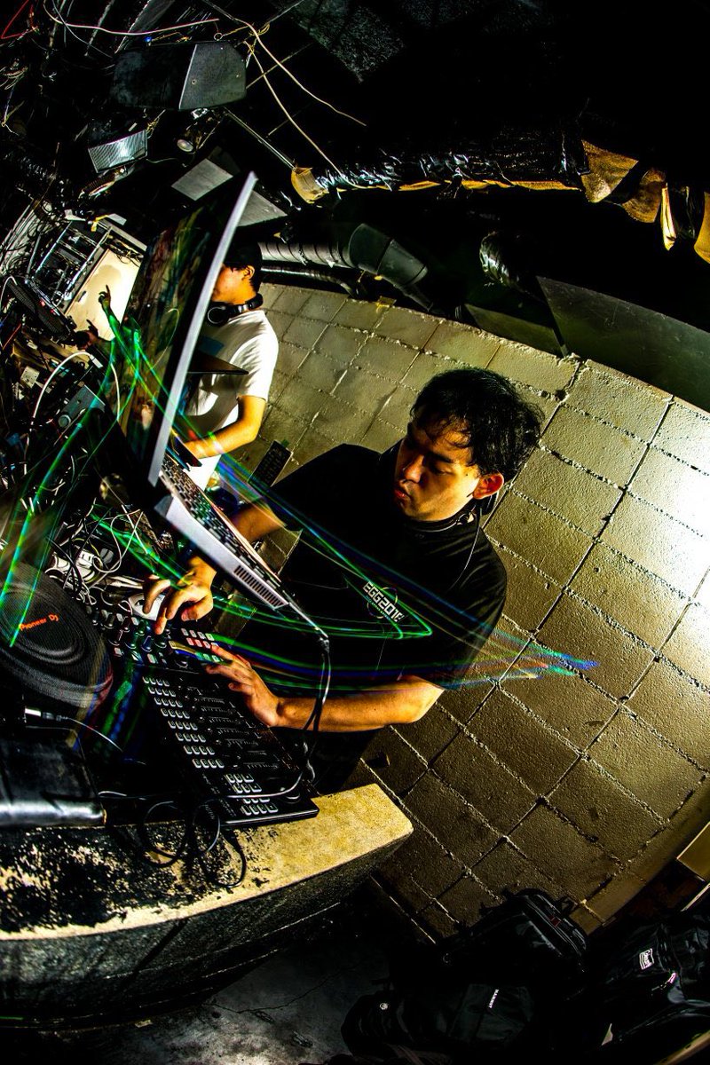 morikenn2021's tweet photo. 【告知】
美少女ゲームソングDJイベント e-Life
#e_Life28
🗓2026/6/6(土) 14時〜
📍中野heavysick ZERO

ゲストにDJイカサマさん VJ ZUMAさんをお呼びしての周年回✨

今回もお祭り騒ぎで楽しい時間をお届けしますので是非遊びに来てください♪
エロゲ交換会もお楽しみに😉
https://t.co/Vy2W0GQxv7 https://t.co/gveOmmZi8b