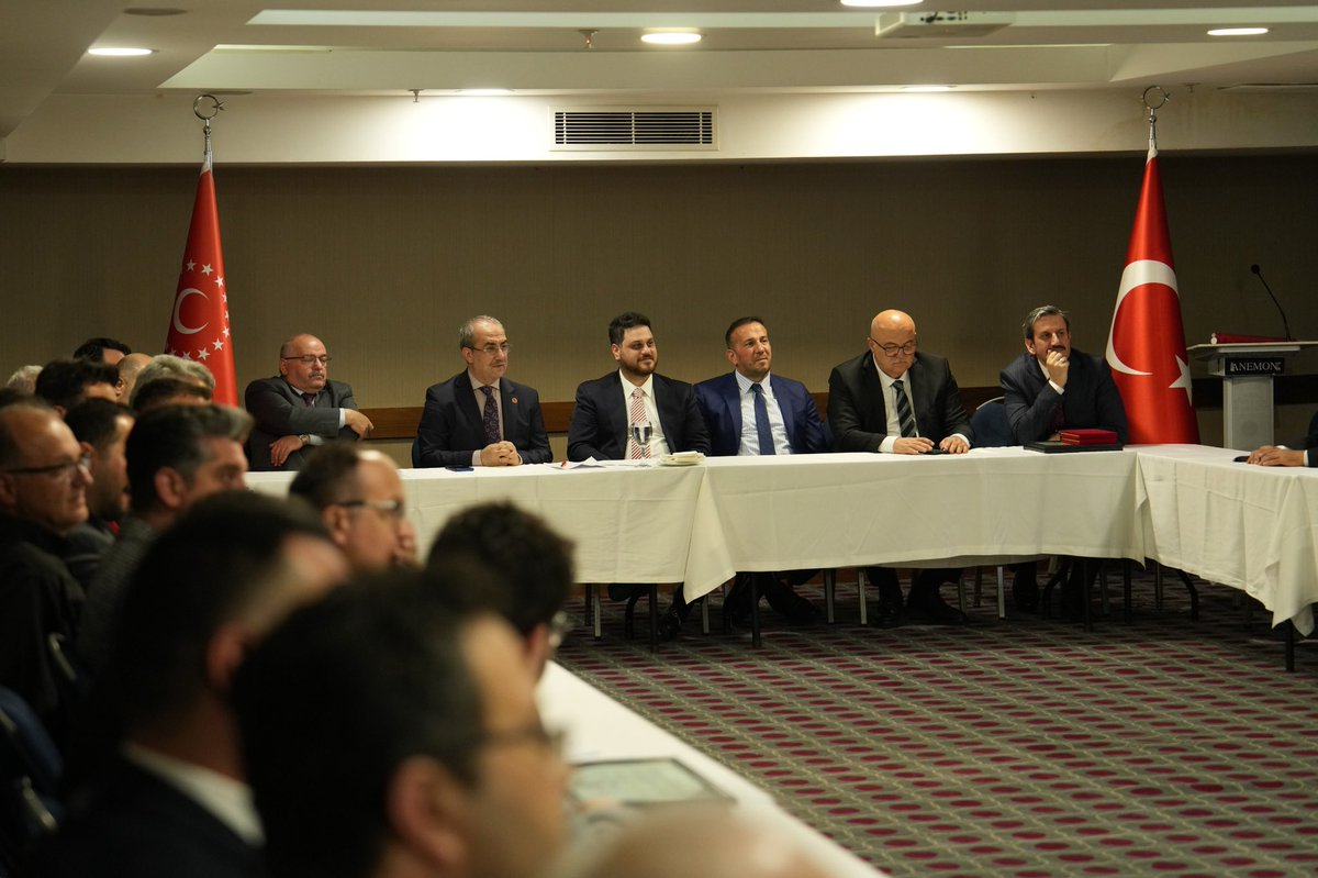 huseyinbas_BTP's tweet photo. İl Başkanları toplantımızı Ankara’da gerçekleştirdik. 
Yeni dönem çalışmalarımızı planladık. 
Güçlü teşkilat yapımızı daha da güçlendirerek büyüyoruz. Çalışmalarda büyük bir özveri ortaya koyan tüm il başkanlarımızı tebrik ediyorum.
İstikbal biziz, biz geleceğiz! https://t.co/lT5IBoQAHm