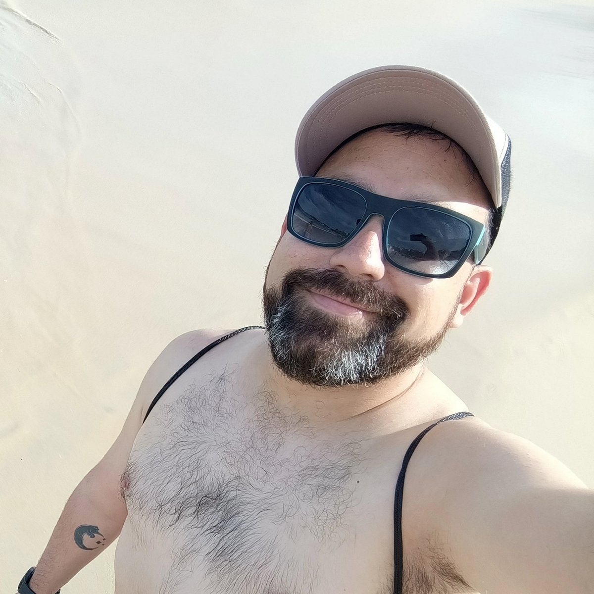 MapachoLeon's tweet photo. Dia de playa https://t.co/W4xo4sabpR