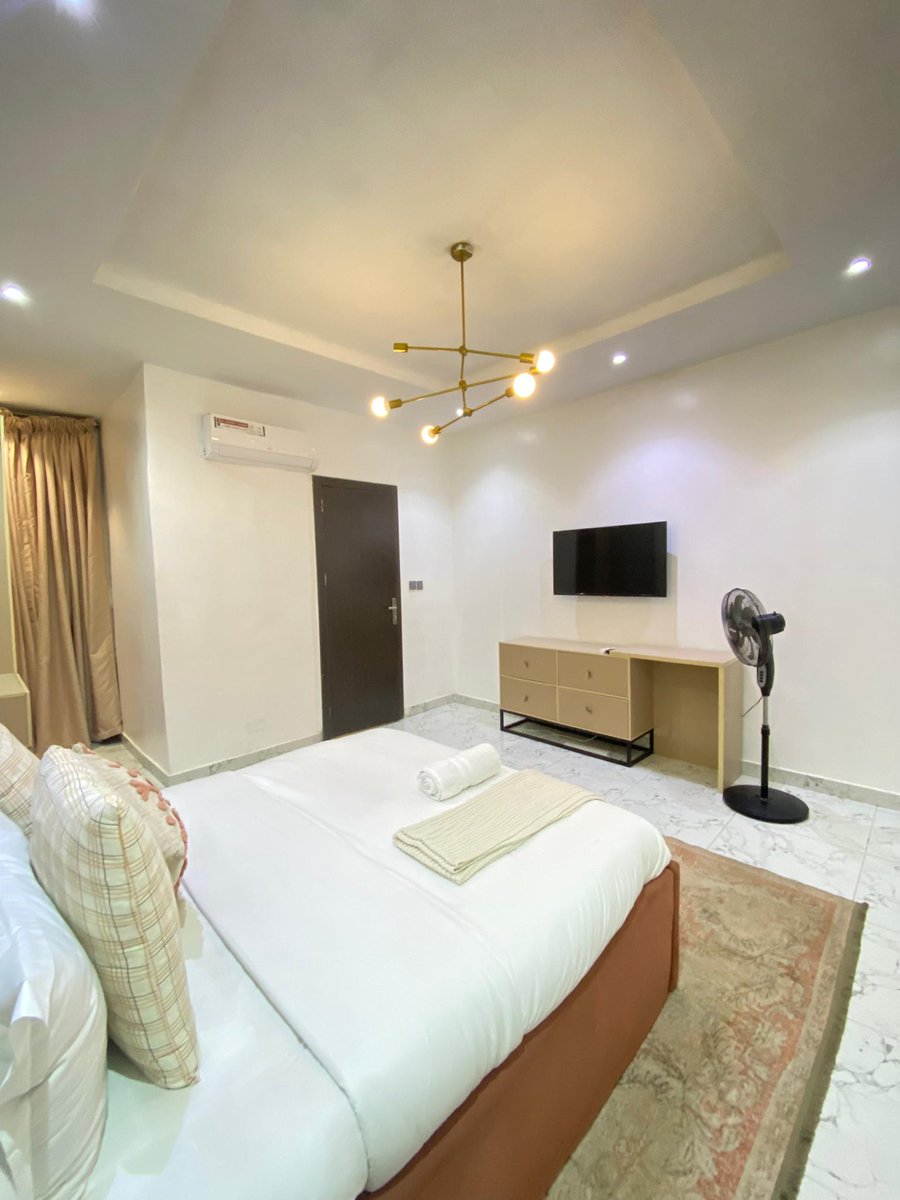 CRawkeen's tweet photo. Incase you're interested in household items, these items are available for sale 

6 by 6 bed Vitafoam Spring mattress bed
Grey Bed frame
Two bedside drawers 
Grey Rug 
N550k

6 by 6 Vitafoam mattress 
Burnt orange bed furniture 
Two bedside drawers 
Rug 
N450k

6 by 6 Vitafoam mattress 
Grey bed furniture
Two bedside drawers 
Grey rug 
N450k

Buyers take the bedsheets and duvets for free if they want. 

Pick up location : Chisco bustop, behind AP petrol station opposite house on the rock