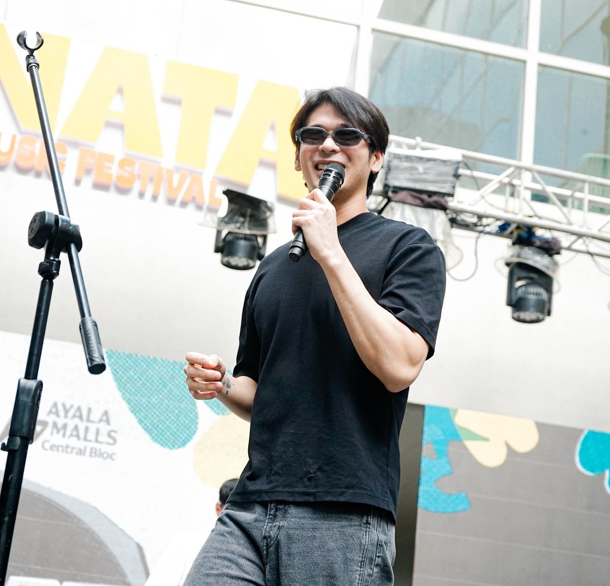 wilbertdaily's tweet photo. 051726 — Sonata Bisaya Music Festival
#WilbertRoss @itswilbertross https://t.co/awy8hMo3GA