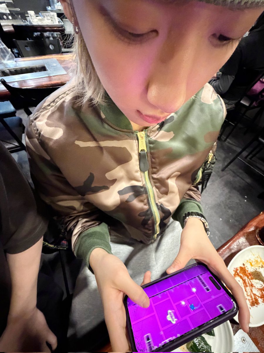 🍍 — SENSOR NAMA. tweet media